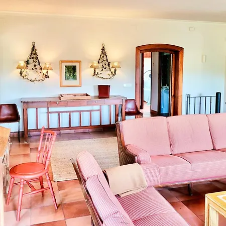En El Emporda Vakantiehuis Cruïlles